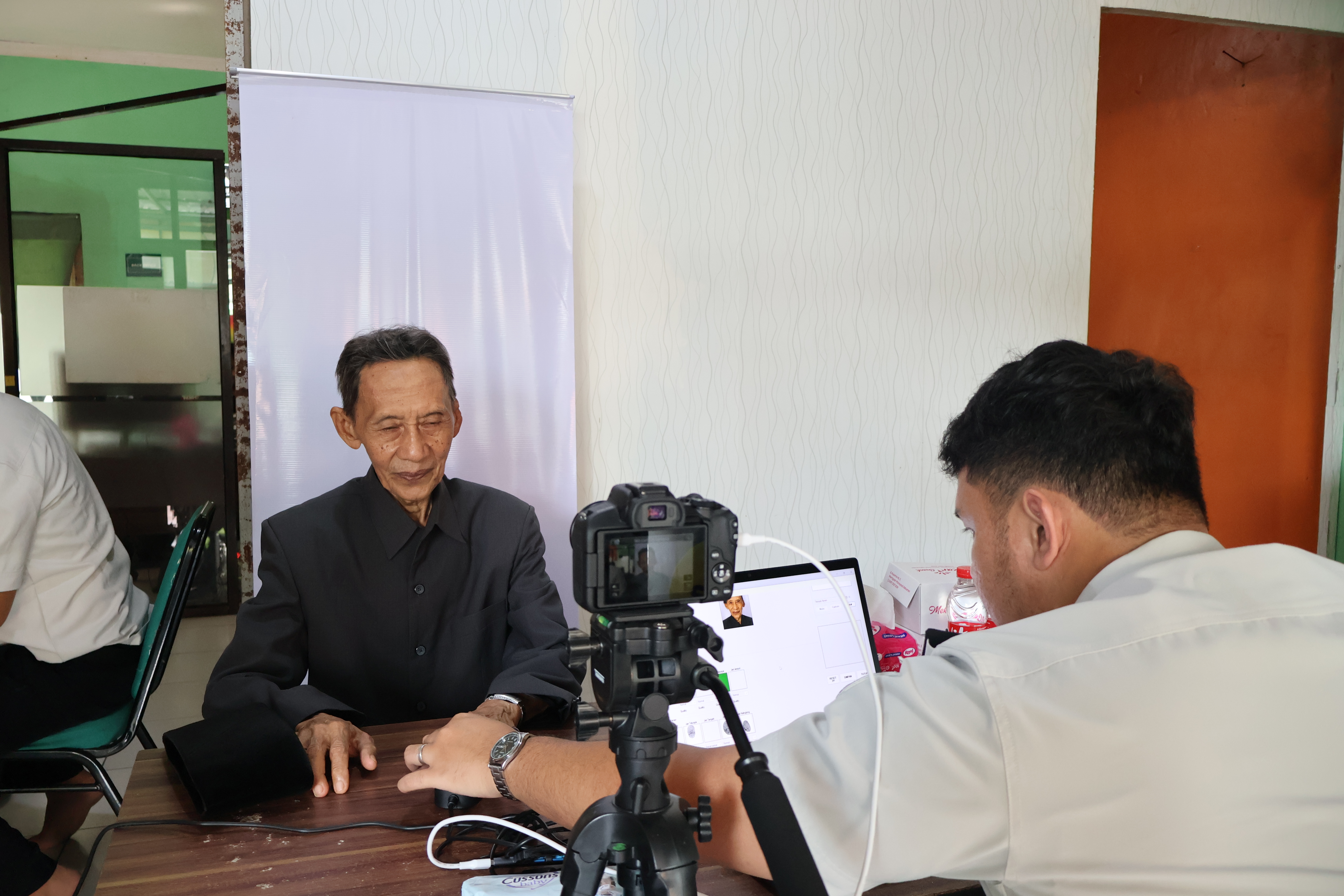 Imigrasi Purworejo Gelar Layanan Eazy Passport bagi Calon Jamaah Umrah di Kebumen
